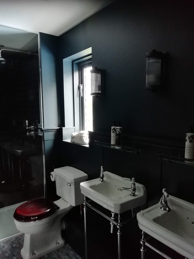 Splash of Colour Painting and Decorating Services — Photos 11